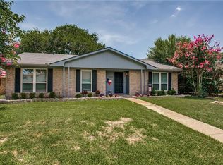 1110 Woodland Park Dr, Garland, TX 75040