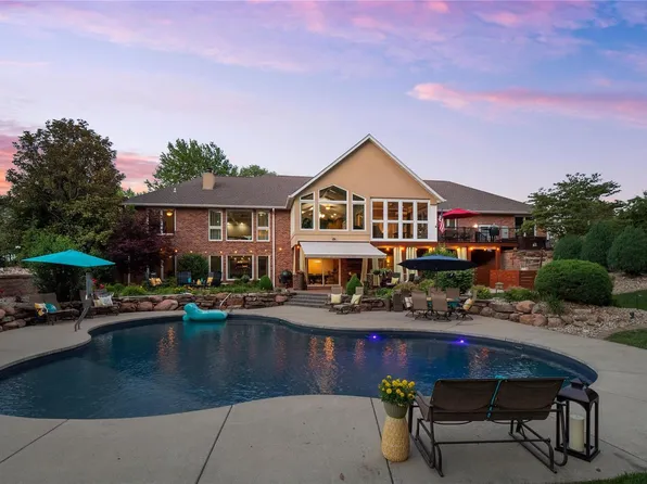 603 Champions Ct, Caseyville, IL 62232
