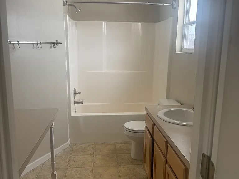9377 Winding Creek Dr — Photo 4