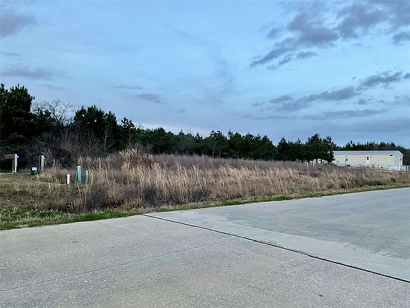 3rd image of 1021 Road 5804