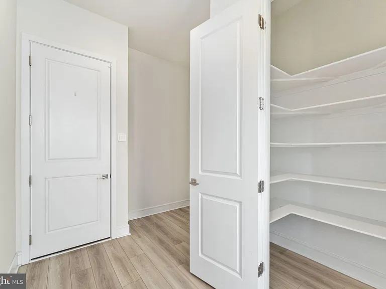 23747 Alton Ridge Pl — Photo 43