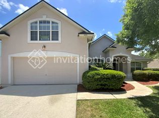 8678 Canopy Oaks Dr, Jacksonville, FL 32256