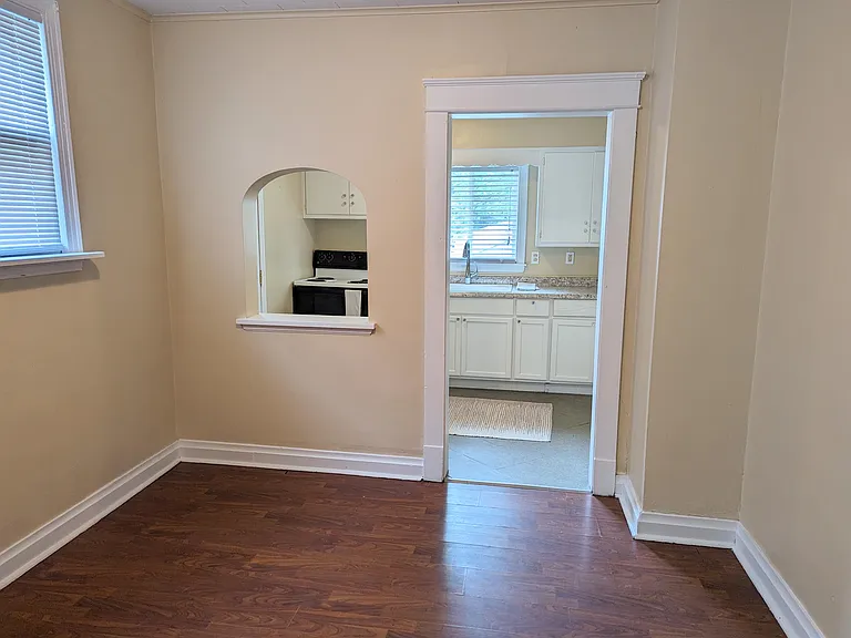 2208 Highland Ave — Photo 7