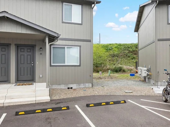 610 N Main St #5-D, Phoenix, OR 97535