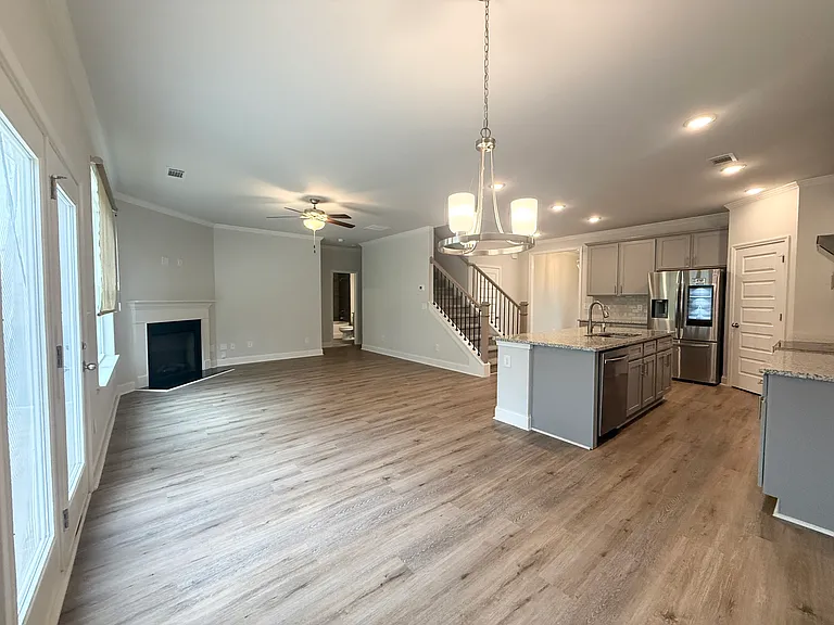 7316 Rocklin Ln — Photo 10