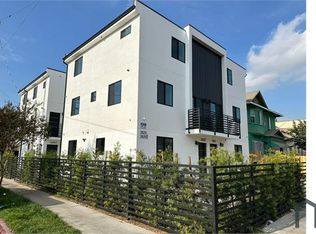 2823 Maple Ave, Los Angeles, CA 90011