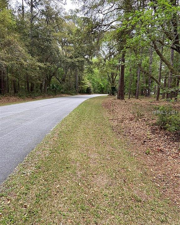 2nd image of 13 River Rd