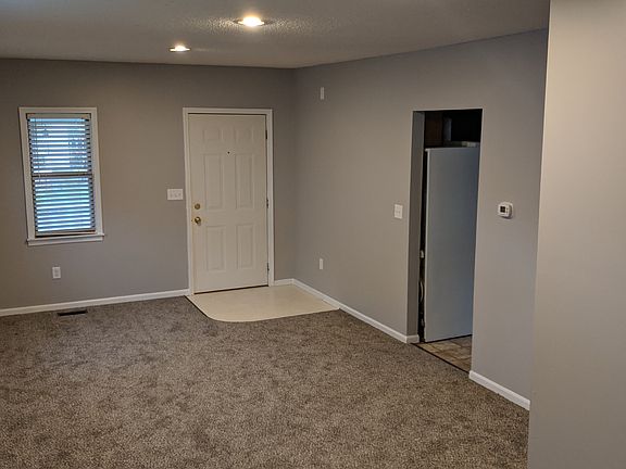 3rd image of 420 Oakwood Ave