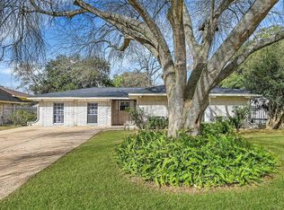 1402 Hidden Valley Dr, Houston, TX 77088