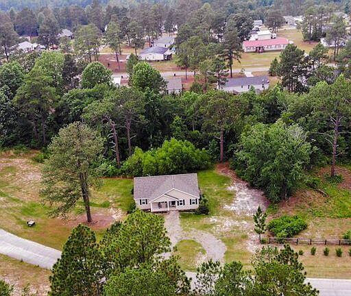 3rd image of 112 Savannah Lane