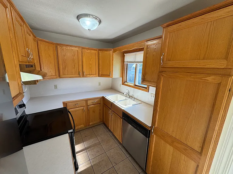 14027 Ohern St — Photo 13