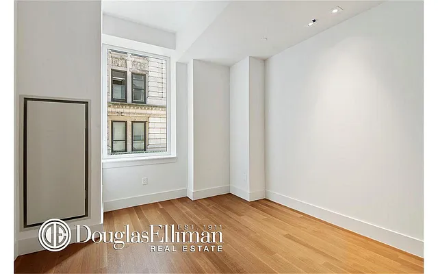Rented by Douglas Elliman | media 41