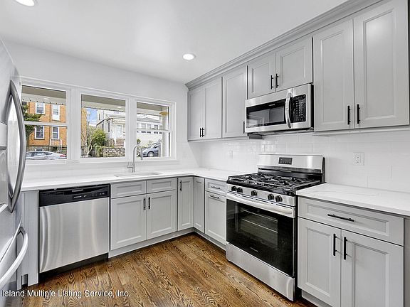 5th image of 444 Home Ave