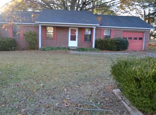 44 Robinson Creek Rd, Falkville, AL 35622