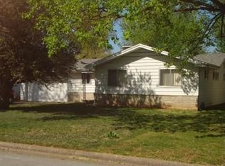 1947 S Missouri Ave, Springfield, MO 65807