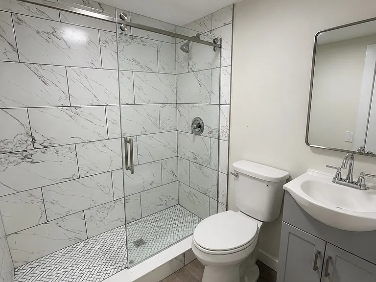 2203 McKinley St #D — Photo 2