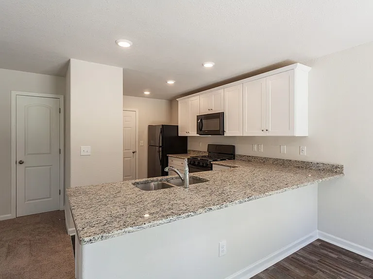 2030 Ram Rd — Photo 2