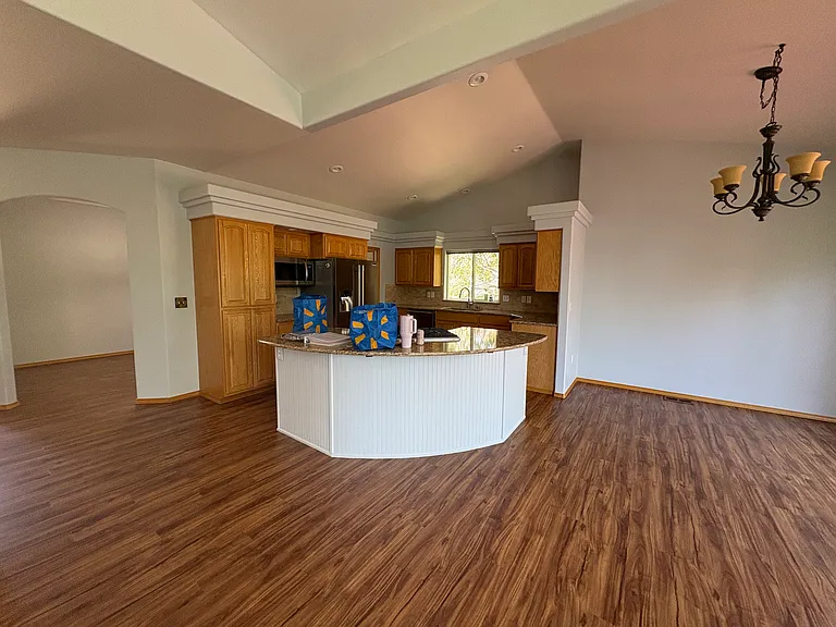 110 W Moran View Ave — Photo 7