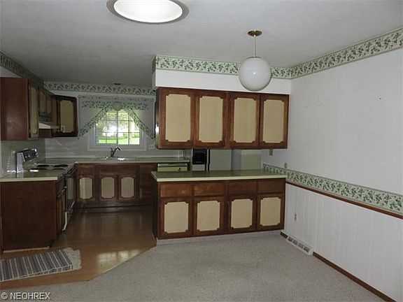 2nd image of 6245 Glenwood Dr