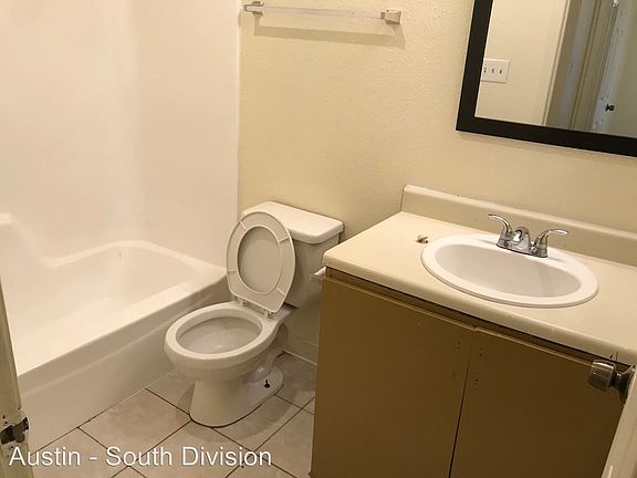 2nd image of 5903 Cougar Dr APT C