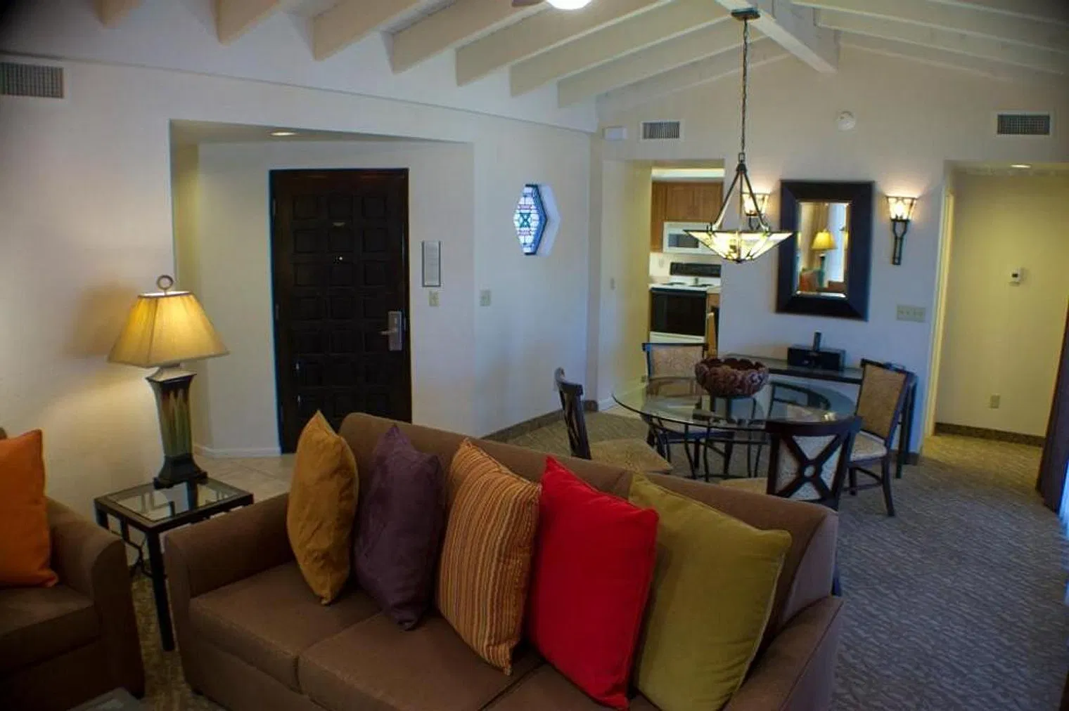 2 bed, 2.0 bath, 1097 sqft, $8,040 — Photo 1