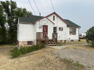 915 Jefferson School Rd, Glendive, MT 59330
