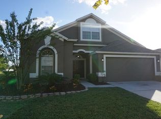 6719 Runner Oak Dr, Wesley Chapel, FL 33545