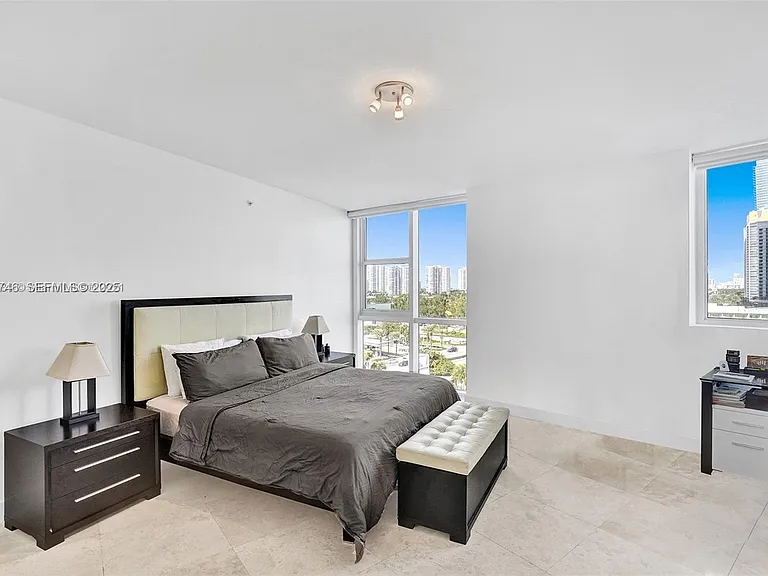 18201 Collins Ave #901 — Photo 13
