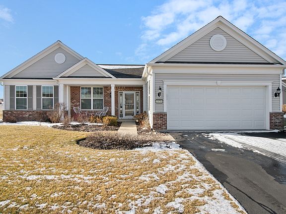 2nd image of 3576 Adler Ct