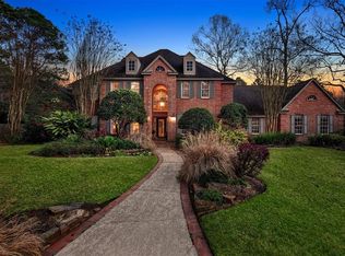 5702 Woodland Brook Dr, Kingwood, TX 77345