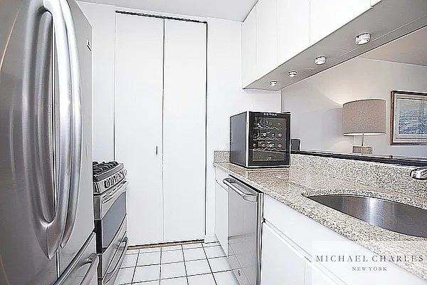 Rented by Michael Charles New York | media 2