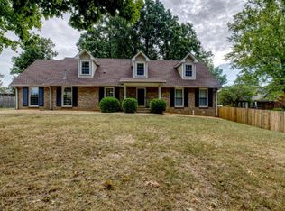 1105 Rosebrook Dr, Clarksville, TN 37042