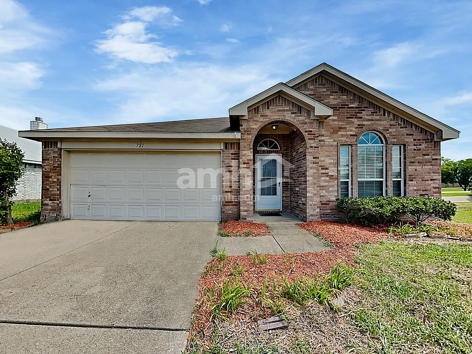 721 Nancy Dr