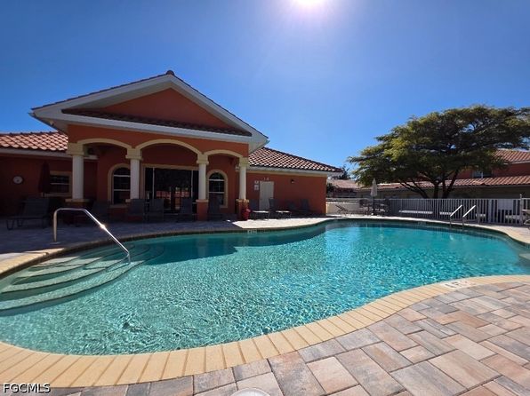 15999 Mandolin Bay Dr APT 202