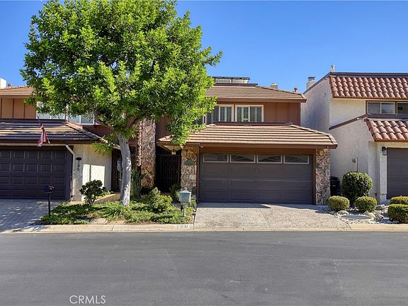 2nd image of 750 Galaxy Heights Dr