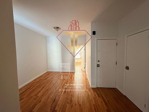 5th image of 400 Woodlawn Ave #1