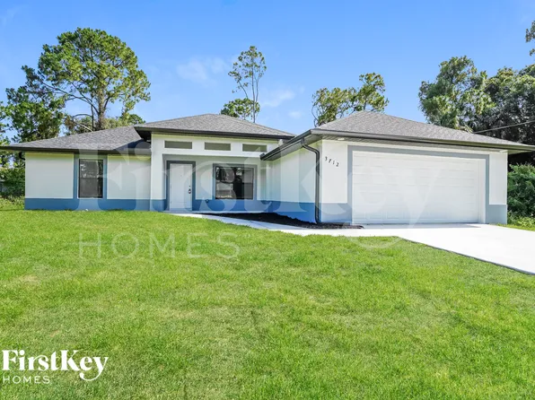 3712 Kittyhawk Dr, Fort Myers, FL 33905