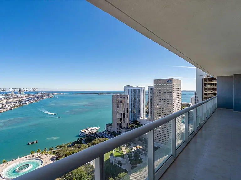 50 Biscayne Blvd #4208 — Photo 1