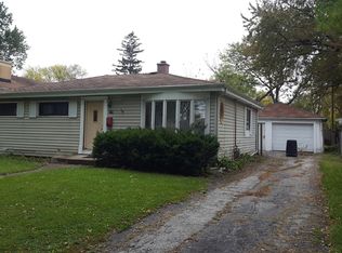 728 N 3rd Ave, Villa Park, IL 60181