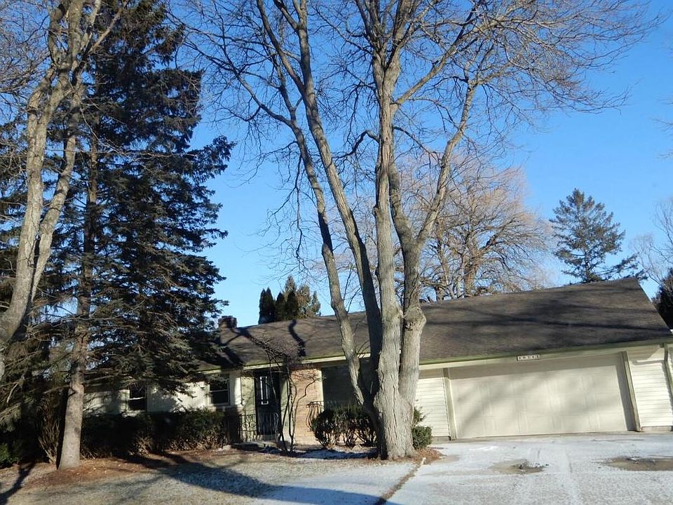 1st image of 10212 North Sunnycrest DRIVE