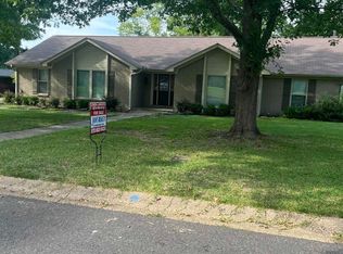 2512 Regency Cir, Magnolia, AR 71753