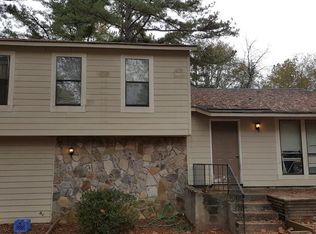4766 Kellys Mill Dr, Lilburn, GA 30047
