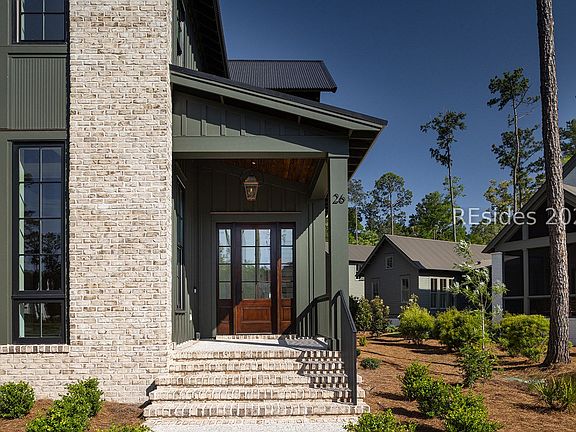 2nd image of 26 Lyonia St