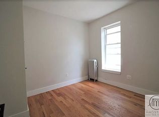 431 Essex St #2R, Brooklyn, NY 11208