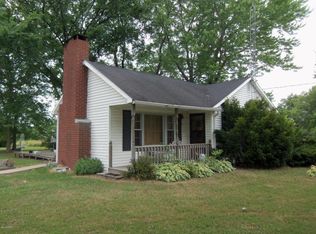 8640 State Route 161 Ext, Iuka, IL 62849