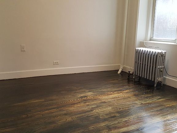 4th image of 203 Grand St APT 5