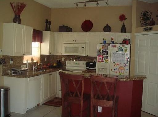 2nd image of 314 Royal Cove Way