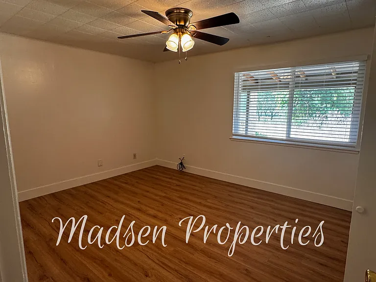 3156 Burdick Rd — Photo 20