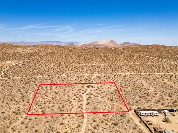 1 Beaudette Ave, Rosamond, CA 93560