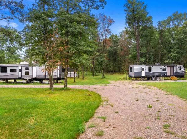 841 & 847 Sterling Rd, Nekoosa, WI 54457